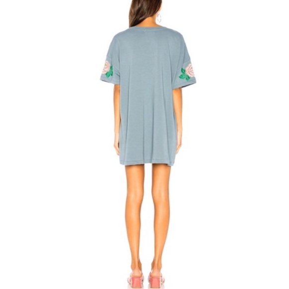 Wildfox Couture Oversized Indigo Rose Embroidered T-Shirt Dress in Vision Blue - Picture 11 of 11